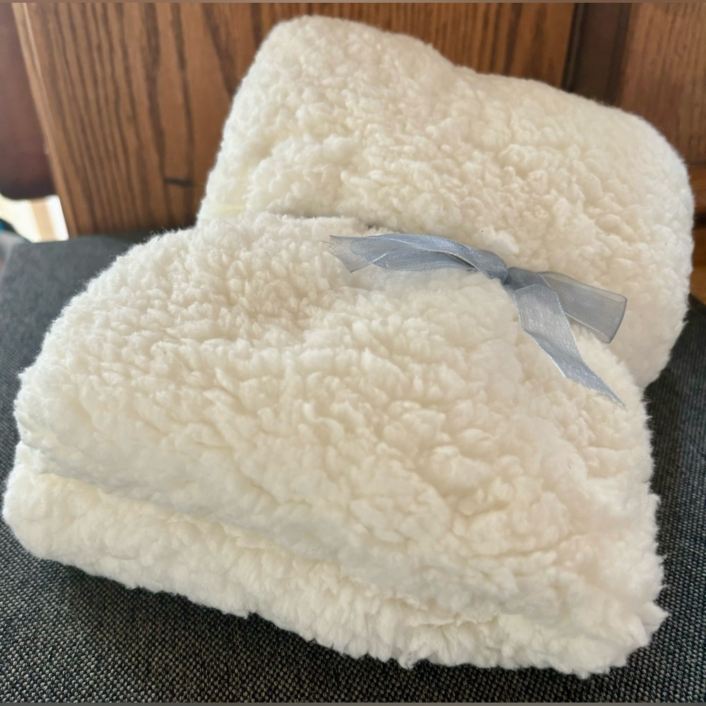 NWOT baby swaddle/burping cloth